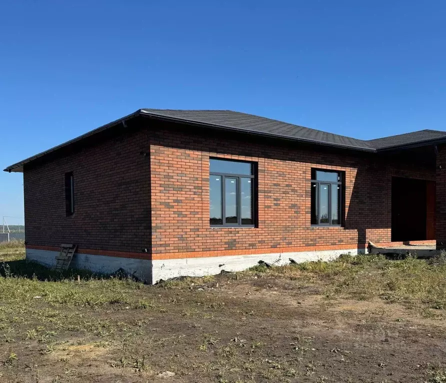 Коттедж в Мордовия, Лямбирский район, Берсеневское с/пос, Альтерра кп  ... - Фото 1