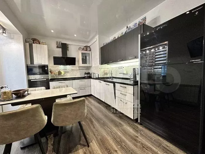 2-к. квартира, 60 м, 9/17 эт. - Фото 0