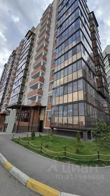 1-к кв. Омская область, Омск ул. Б.Г. Шаронова, 19 (32.7 м) - Фото 0