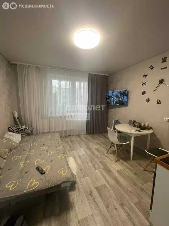 Квартира-студия: Октябрьский, 38-й микрорайон, 6 (25.1 м) - Фото 1
