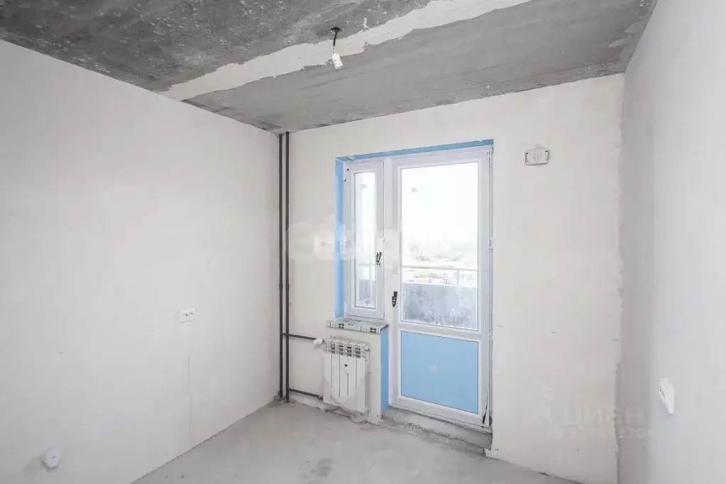 1-к кв. Тюменская область, Тюмень ул. Алексея Леонова, 34 (30.7 м) - Фото 0