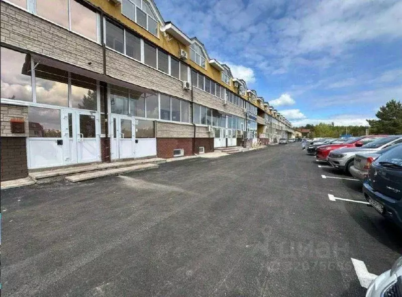 Офис в Татарстан, Набережные Челны ул. Абдуллы Алиша, 9 (40 м) - Фото 2