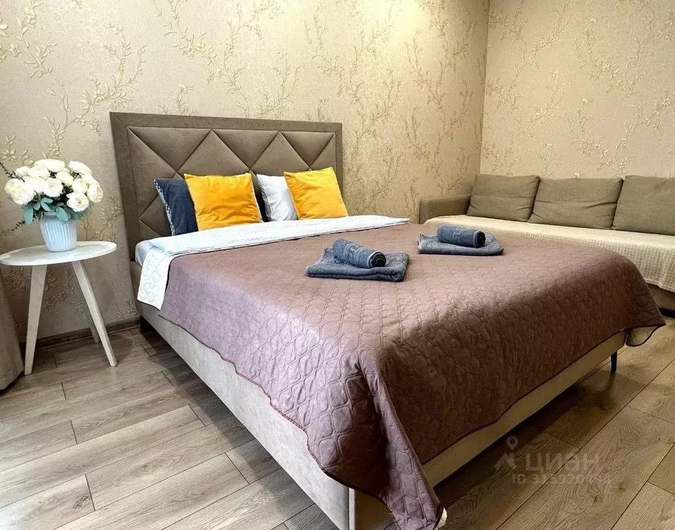 2-к кв. Татарстан, Казань ул. Николая Ершова, 62Вк1 (55.0 м) - Фото 0