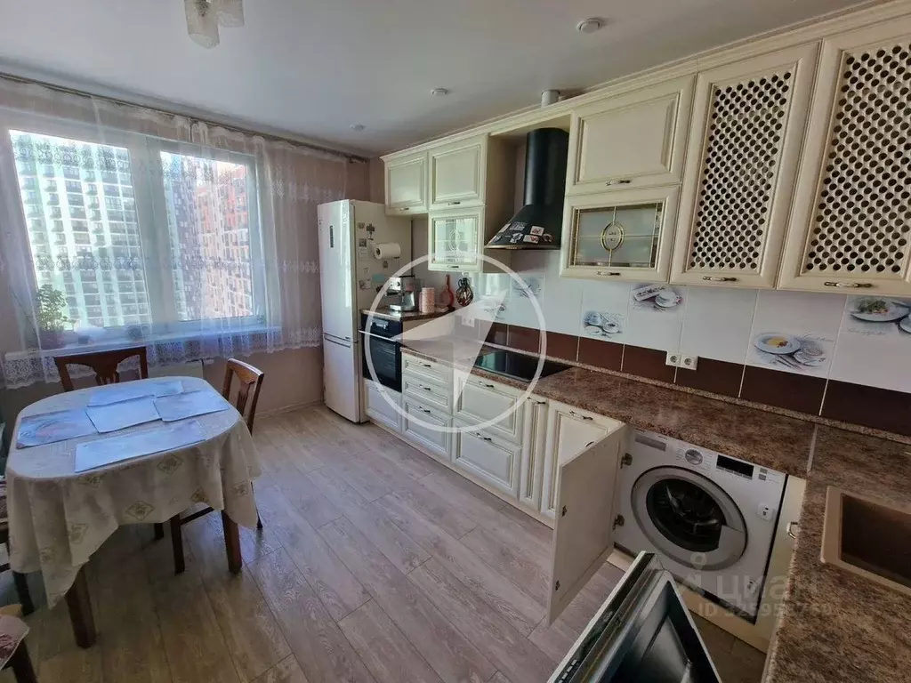 3-к кв. Москва Производственная ул., 10к2 (85.0 м) - Фото 1