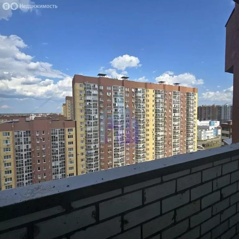 3-комнатная квартира: Воронеж, улица Артамонова, 34Ж (92 м) - Фото 0