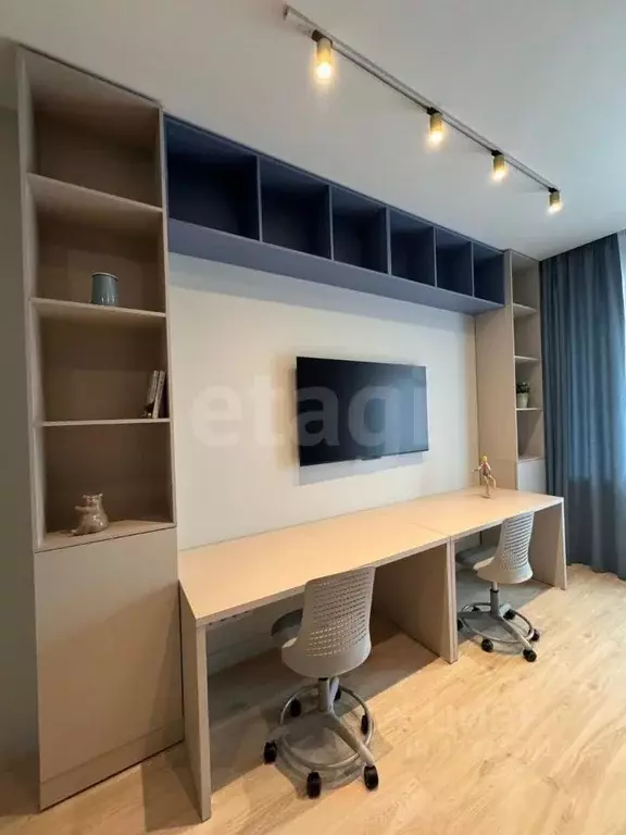 3-к кв. Сахалинская область, Южно-Сахалинск ул. Имени Н.Г. Смирнова, 3 ... - Фото 1