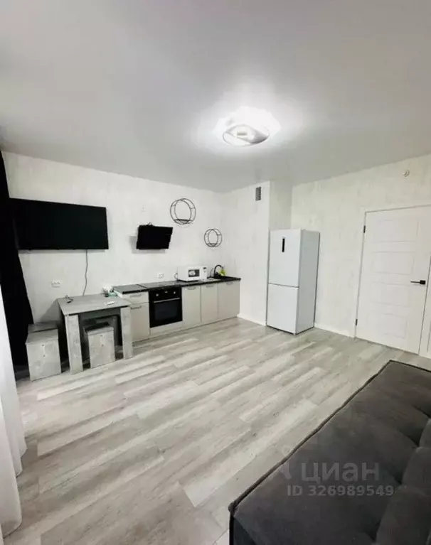 2-к кв. Татарстан, Казань ул. Мансура Хасанова, 13 (45.0 м) - Фото 2