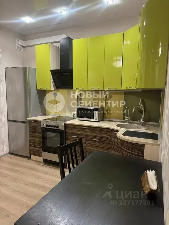 Студия Свердловская область, Екатеринбург ул. Машинная, 44к2 (30.6 м) - Фото 2