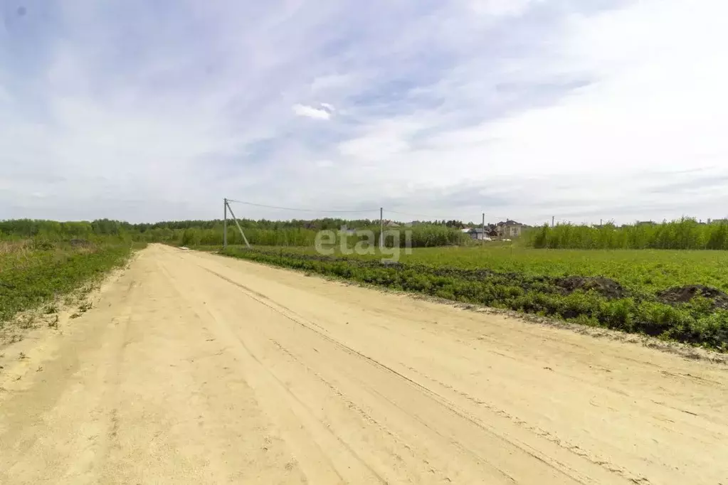 Участок в Тюменская область, Тюменский район, д. Зубарева  (5.5 сот.) - Фото 0