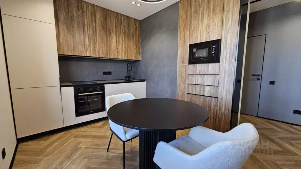 Квартира, 2 комнаты, 60.8 м - Фото 0