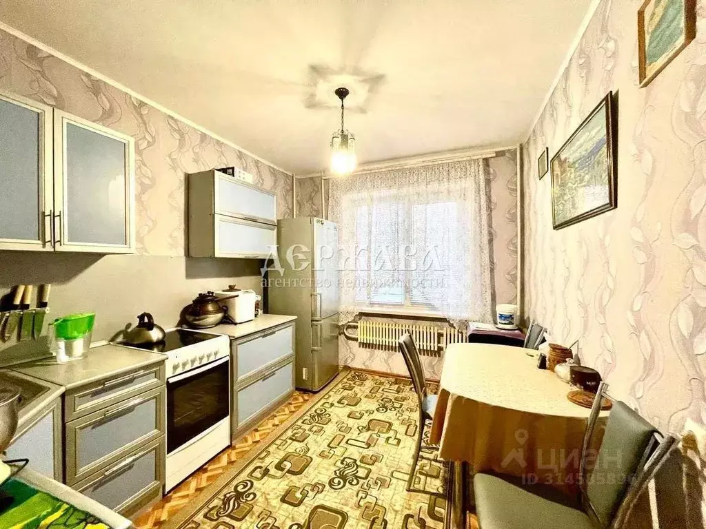 2-к кв. Белгородская область, Старый Оскол Лесной мкр, 9 (50.4 м) - Фото 0