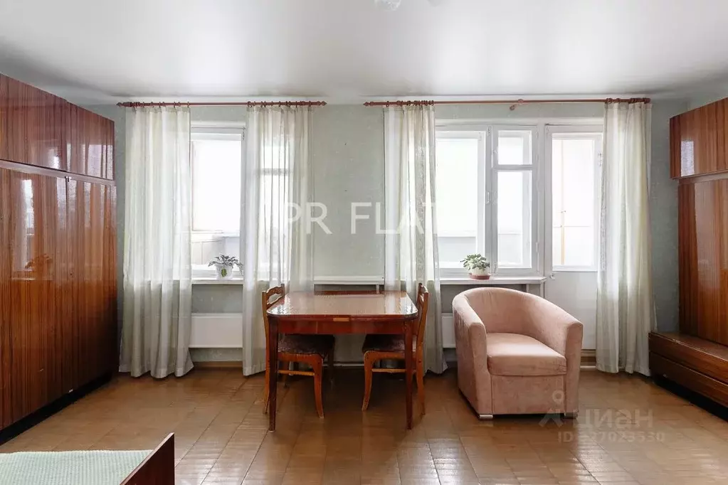 1-к кв. Свердловская область, Екатеринбург ул. Щорса, 134 (35.6 м) - Фото 2