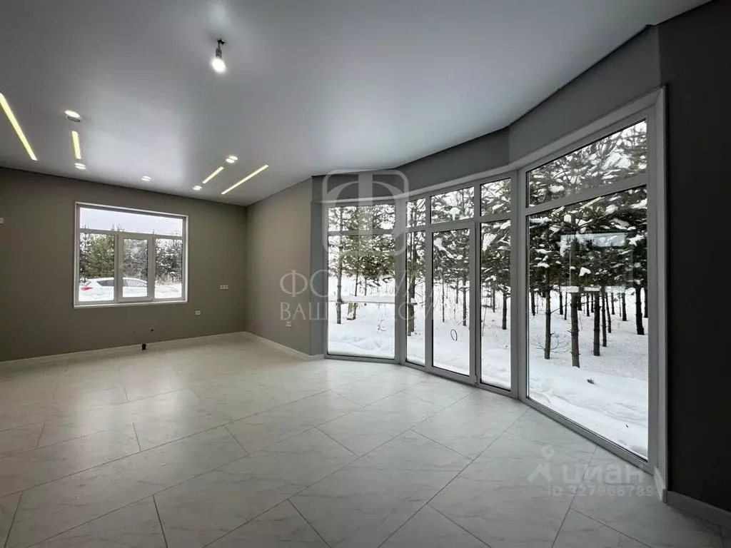 Дом в Свердловская область, Белоярский муниципальный округ, пос. ... - Фото 1