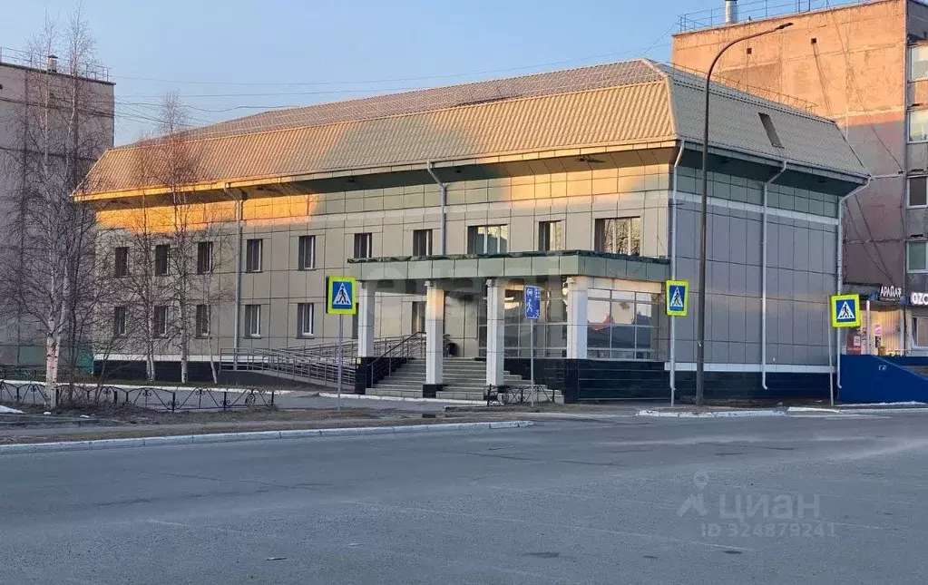 Офис в Ямало-Ненецкий АО, Ноябрьск Киевская ул., 14 (660 м) - Фото 1