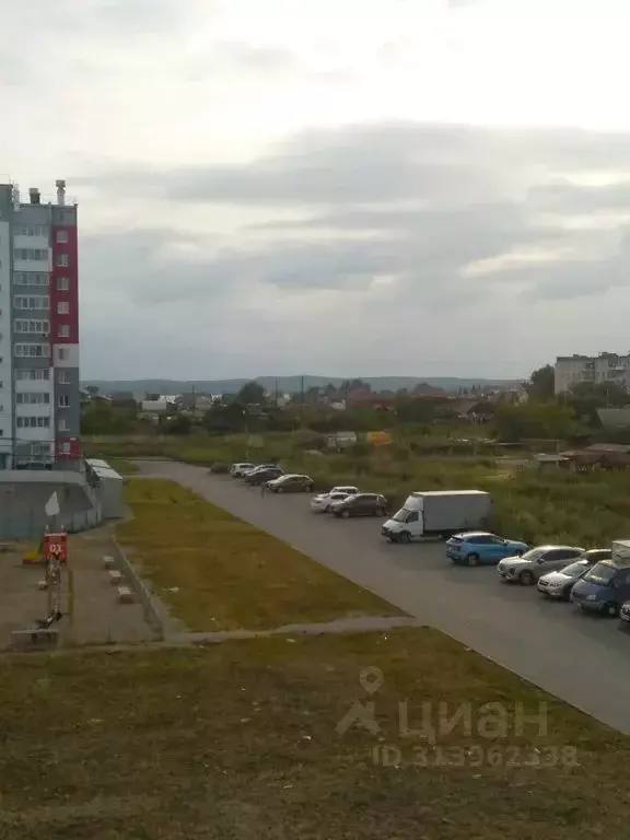 1-к кв. Челябинская область, Чебаркуль 9 Мая ул., 21 (42.0 м) - Фото 1