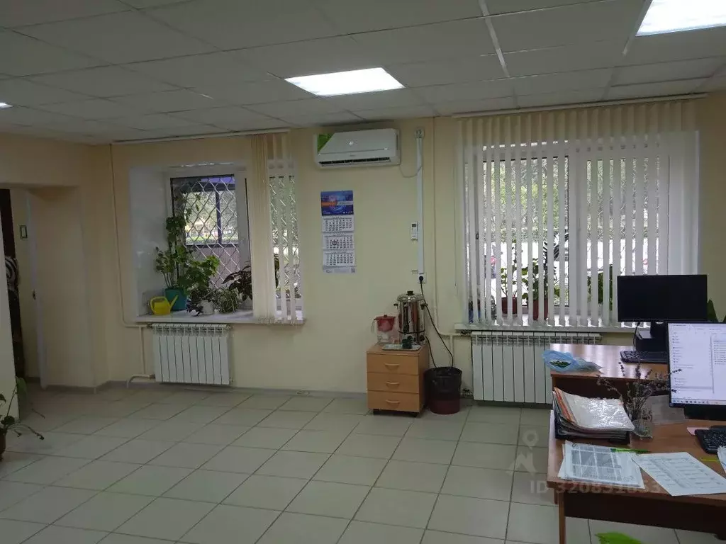 Офис в Самарская область, Тольятти Революционная ул., 3к2 (100 м) - Фото 0