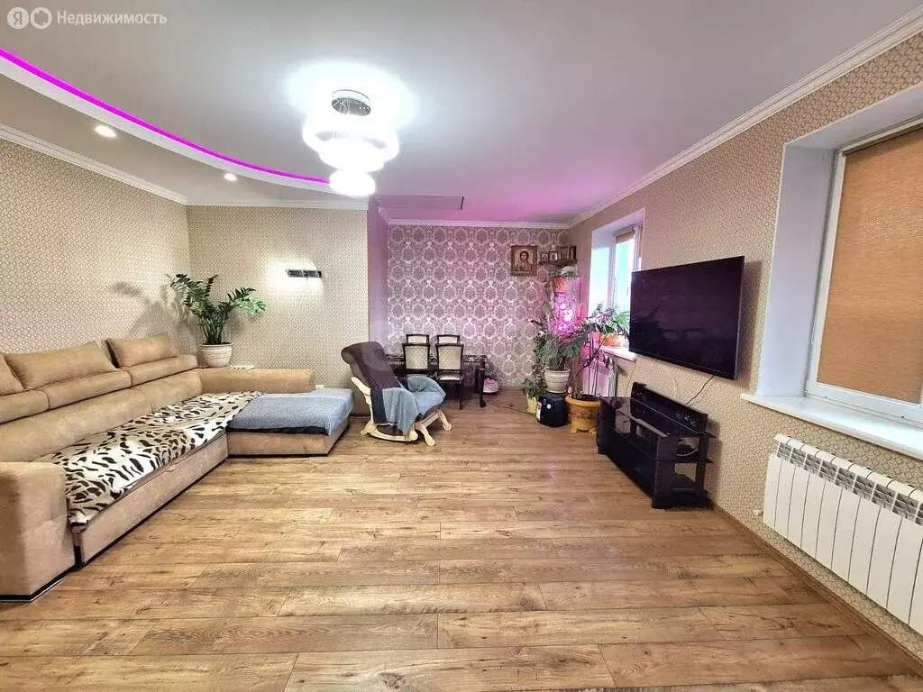 Дом в Байрак, Ягодная улица (140 м) - Фото 1