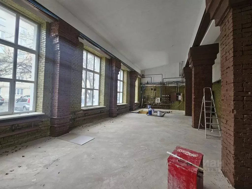 Помещение свободного назначения в Свердловская область, Екатеринбург ... - Фото 1