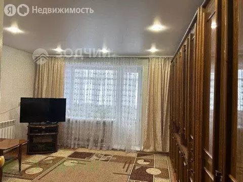 3-комнатная квартира: Кугеси, улица Новой Конституции, 15 (74 м) - Фото 1