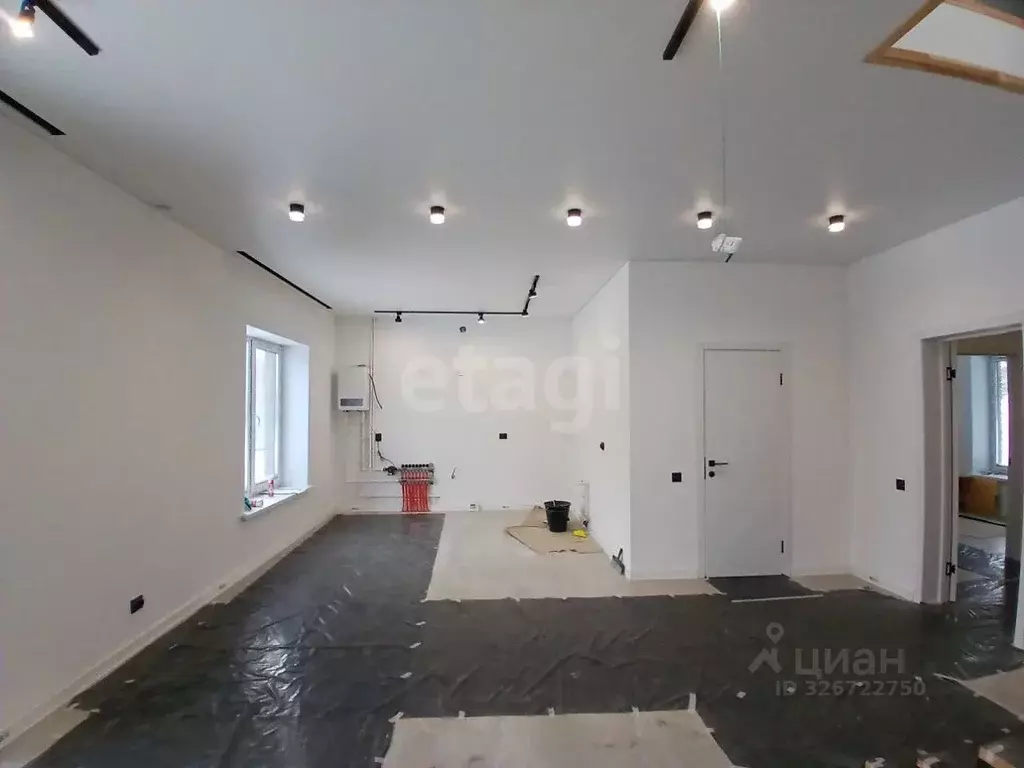 Дом в Башкортостан, Уфимский район, Русско-Юрмашский сельсовет, д. ... - Фото 1