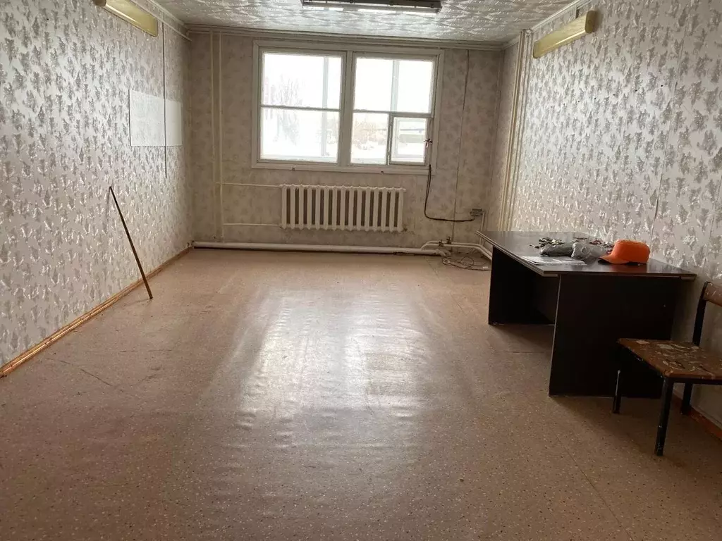 Помещение свободного назначения в Ханты-Мансийский АО, Октябрьский ... - Фото 1