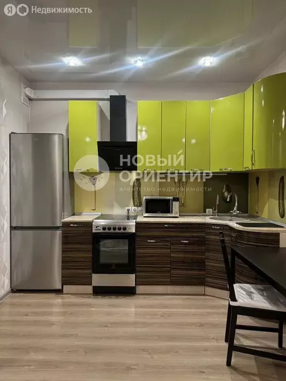 Квартира-студия: Екатеринбург, Машинная улица, 44к2 (30.6 м) - Фото 1