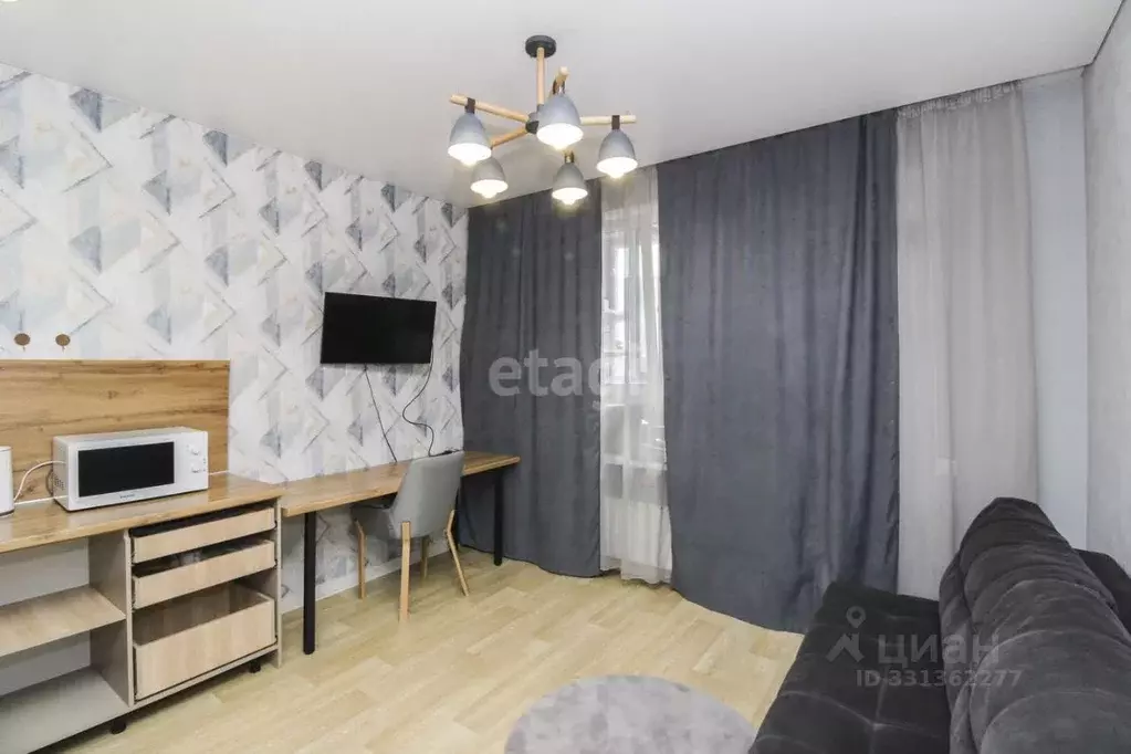 Студия Тюменская область, Тюмень ул. Сергея Свиридова, 5 (22.9 м) - Фото 1