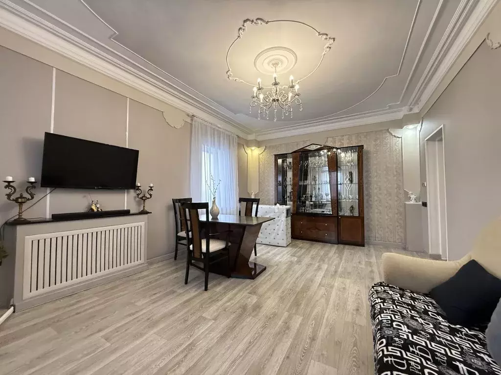 Дом в Иркутская область, Иркутск Полевая ул., 18 (150 м) - Фото 1