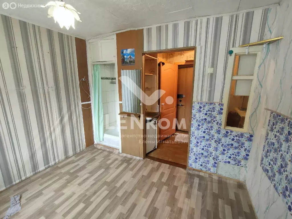 Квартира-студия: Ижевск, улица Коммунаров, 355 (12.6 м) - Фото 2
