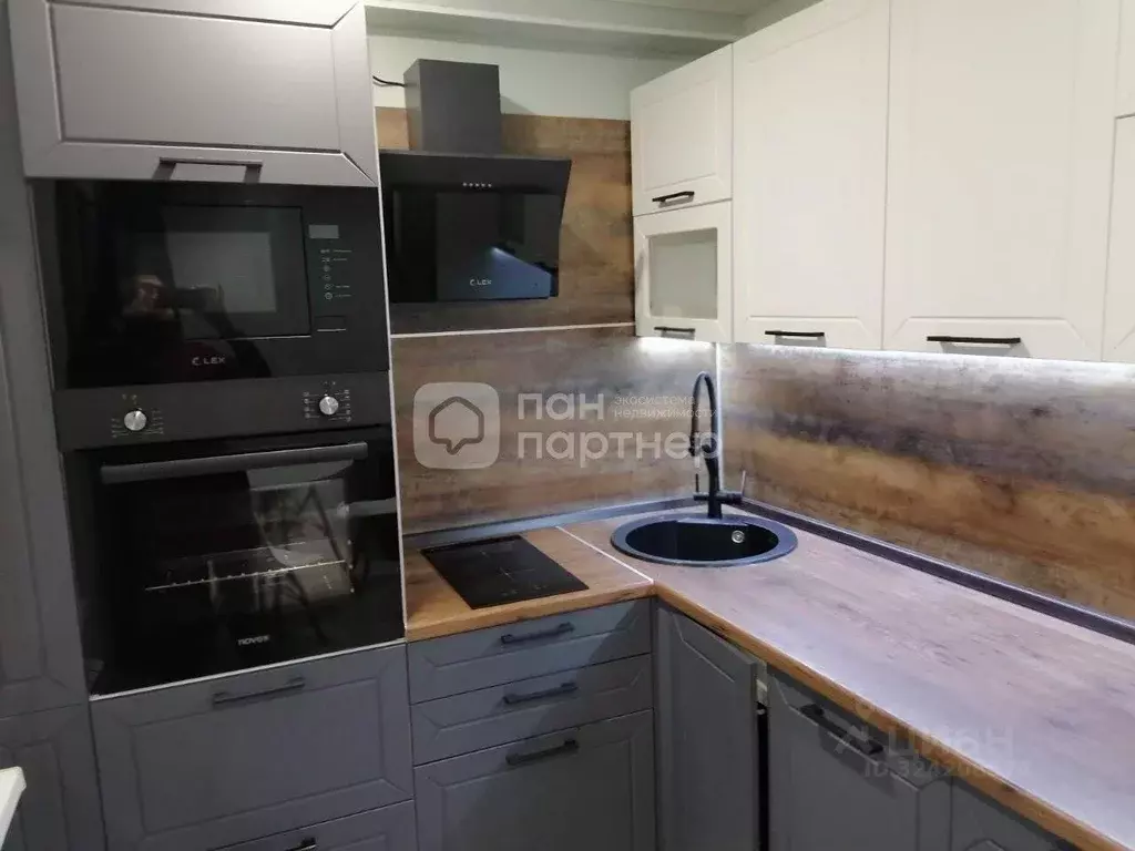 3-к кв. Санкт-Петербург ул. Червонного Казачества, 8 (41.7 м) - Фото 2