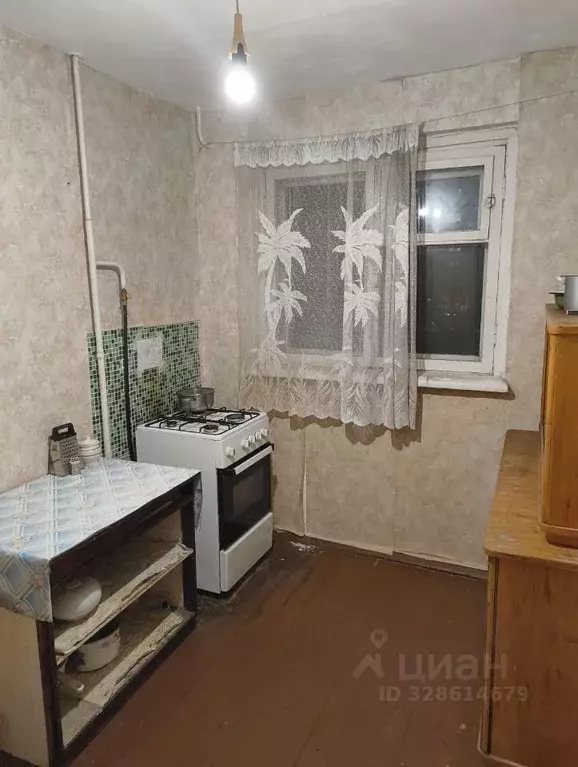 Комната Челябинская область, Челябинск ул. Ворошилова, 19А (12.5 м) - Фото 1