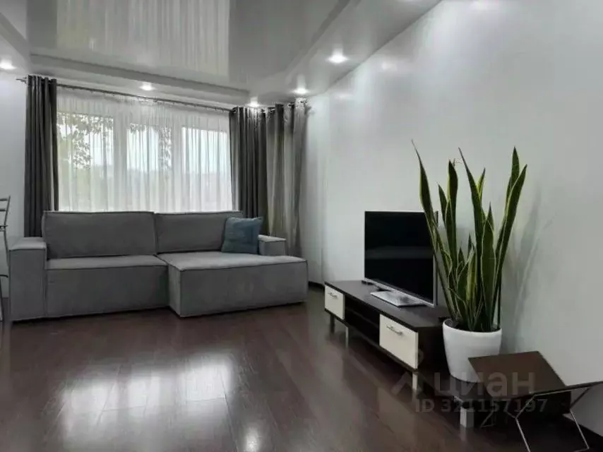 2-к кв. Приморский край, Владивосток Океанский просп., 100 (50.0 м) - Фото 2