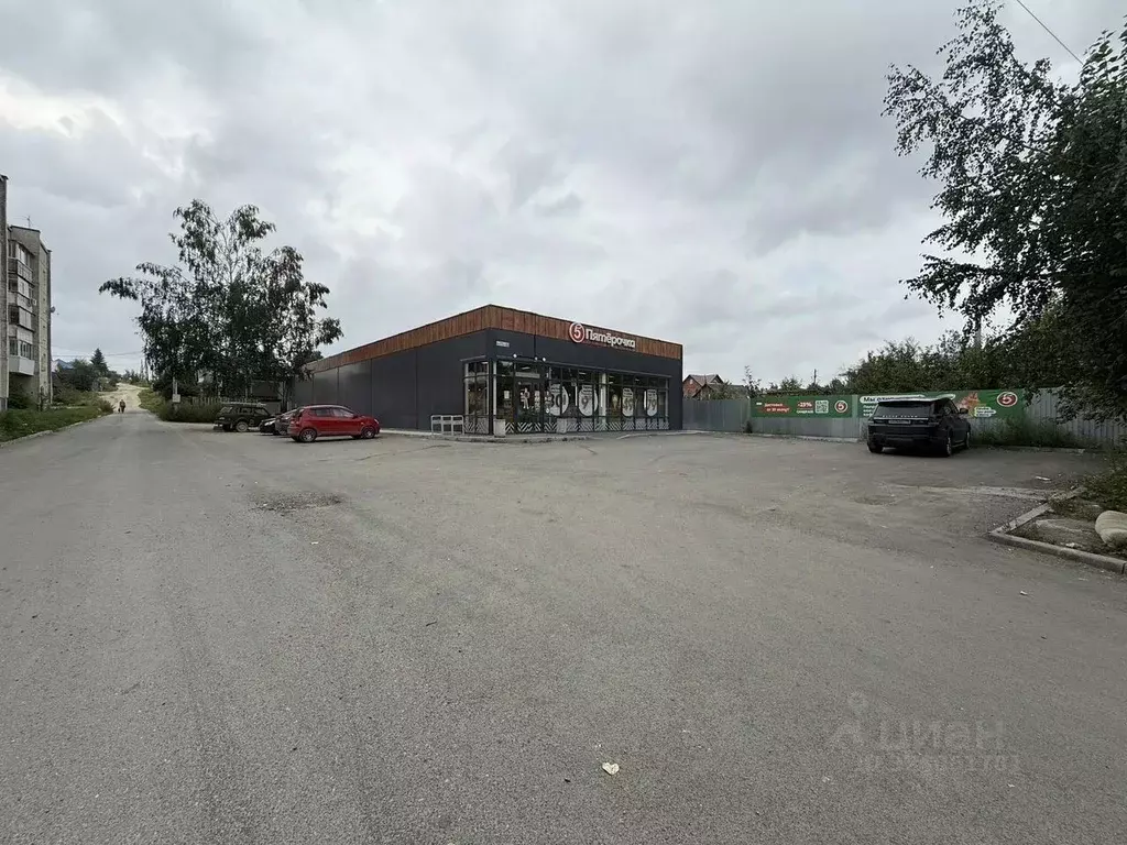 Торговая площадь в Свердловская область, Дегтярск Пролетарская ул., 71 ... - Фото 2