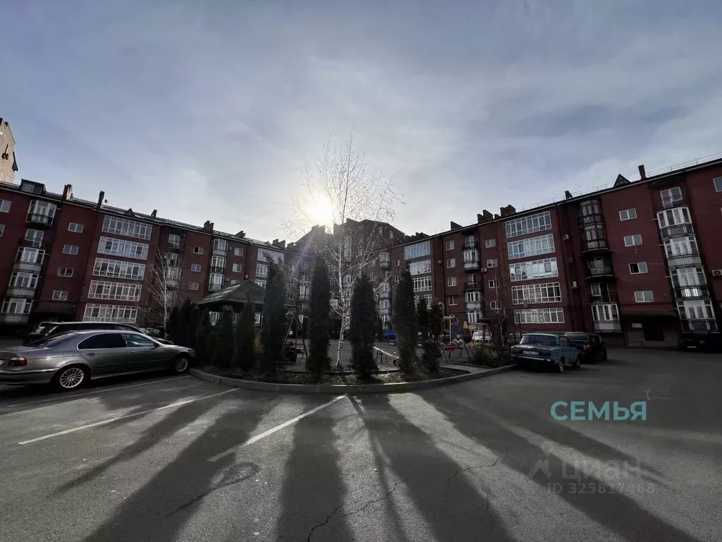 3-к кв. Северная Осетия, Владикавказ ул. Морских пехотинцев, 15А (94.0 ... - Фото 2