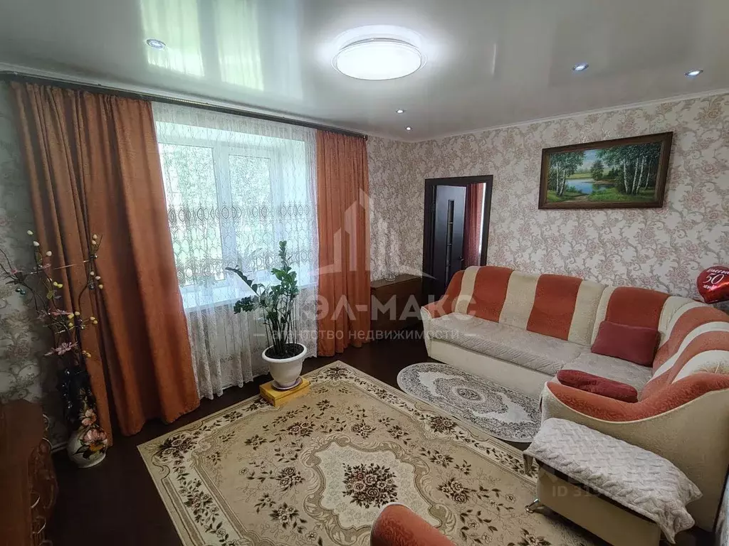 3-к кв. Брянская область, Фокино ул. Гайдара, 9 (61.7 м) - Фото 0