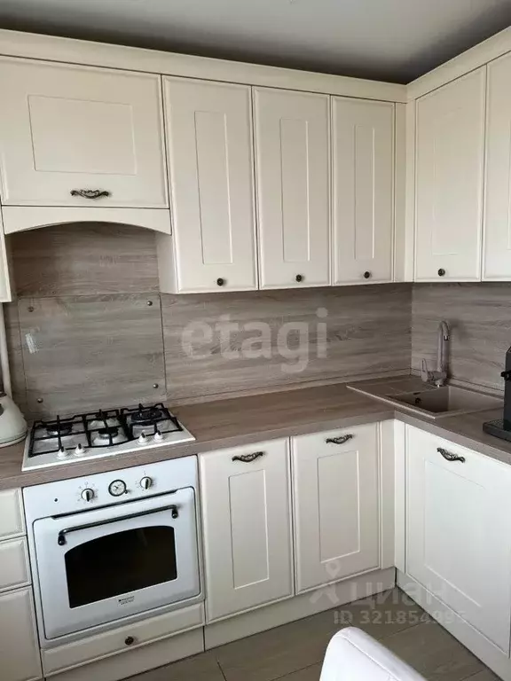 3-к кв. Ямало-Ненецкий АО, Новый Уренгой Советский мкр, 6/3 (69.7 м) - Фото 1