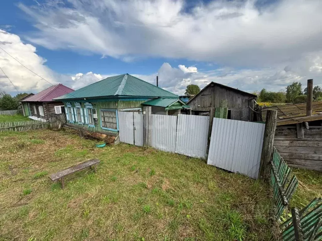 Дом в Красноярский край, Манско-Уярский округ, пос. Камарчага ул. ... - Фото 1
