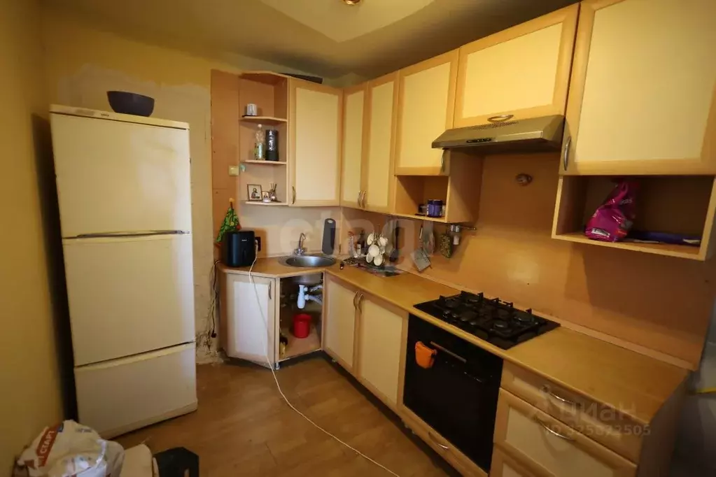 3-к кв. Оренбургская область, Оренбург 16-я линия, 12 (63.0 м) - Фото 1