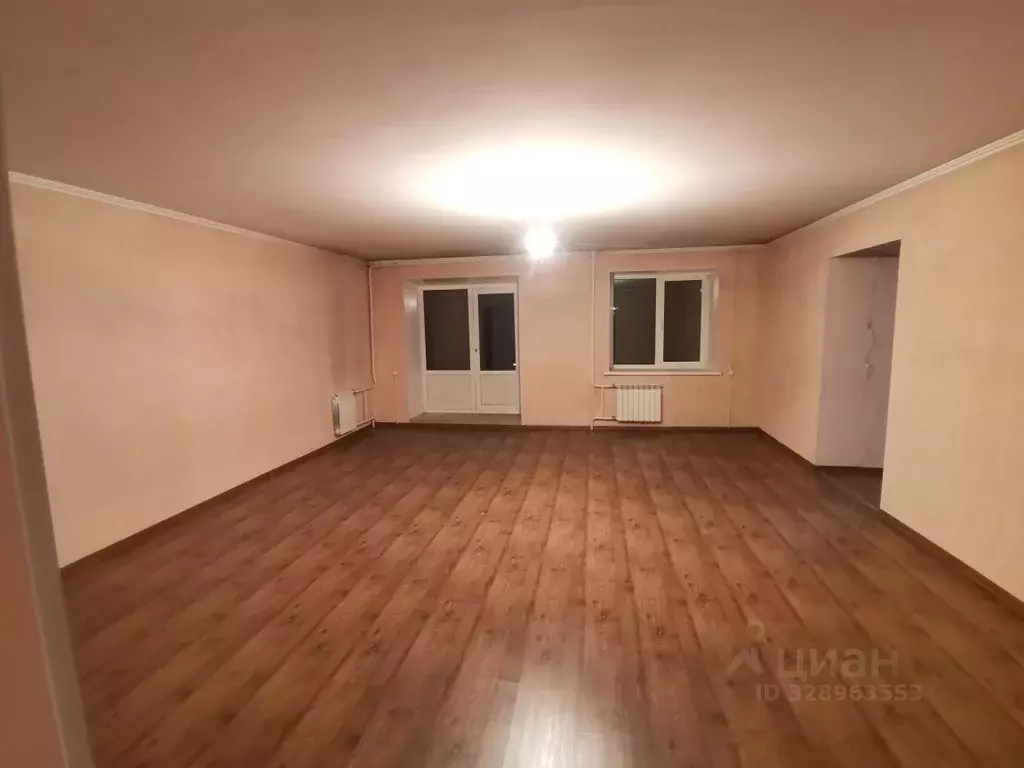 Свободной планировки кв. Хакасия, Абакан Аскизская ул., 220А (141.0 м) - Фото 1