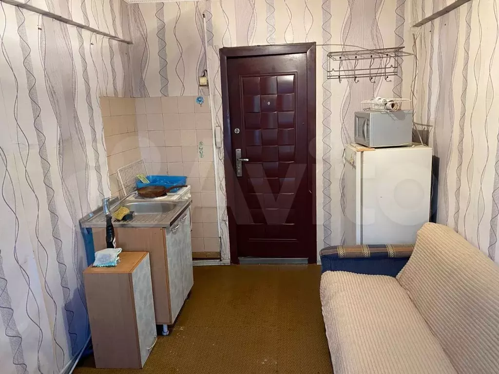 Комната 10 м в 1-к., 1/5 эт. - Фото 1