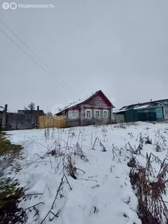 Дом в Тверская область, Старицкий муниципальный округ, деревня ... - Фото 0