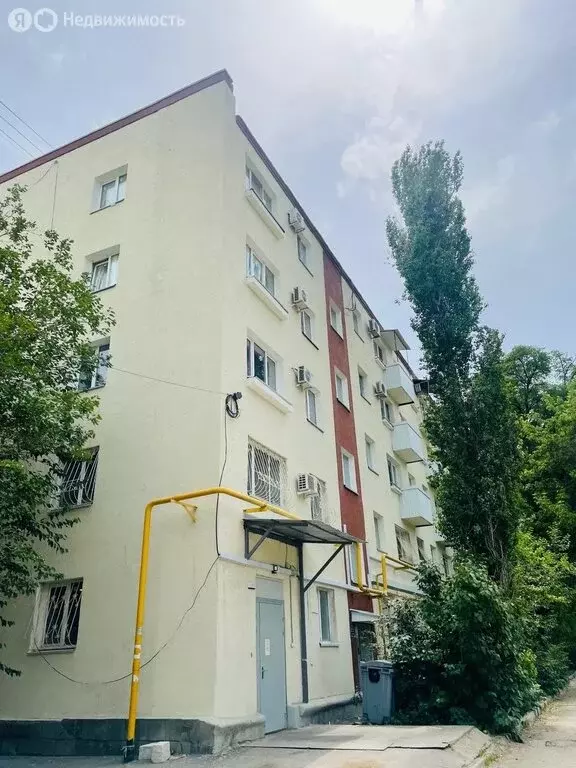 4-комнатная квартира: Волгоград, проспект имени В.И. Ленина, 33 (66 м) - Фото 1