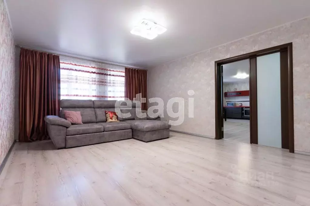 3-к кв. Башкортостан, Уфа ул. Достоевского, 139/1 (116.4 м) - Фото 1