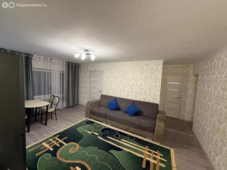 3-комнатная квартира: Усть-Кут, улица Речников, 7 (57.2 м) - Фото 1