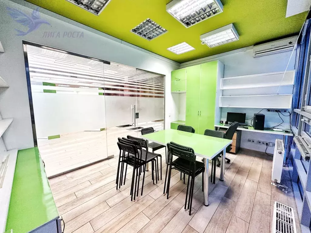 Офис в Нижегородская область, Нижний Новгород ул. Володарского, 40 ... - Фото 1