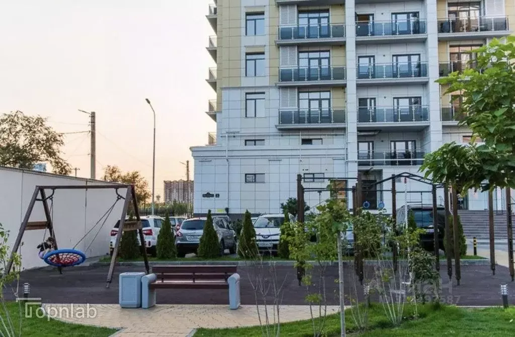 2-к кв. Астраханская область, Астрахань Донбасская ул., 3 (61.0 м) - Фото 1