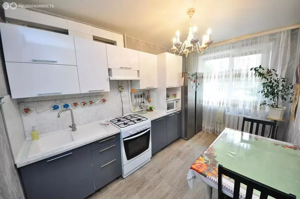2-комнатная квартира: Салават, Ленинградская улица, 73 (54.4 м) - Фото 2