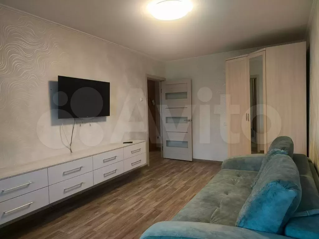 2-к. квартира, 56 м, 2/5 эт. - Фото 1
