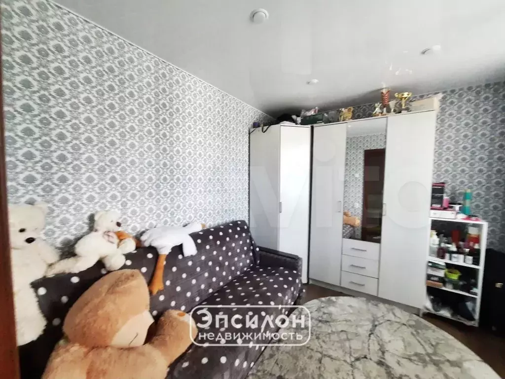 4-к. квартира, 61 м, 5/5 эт. - Фото 1