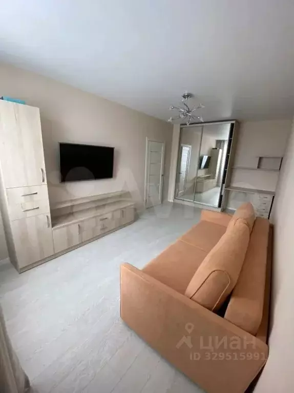 1-к кв. Крым, Симферополь бул. Ленина, 12 (36.0 м) - Фото 2